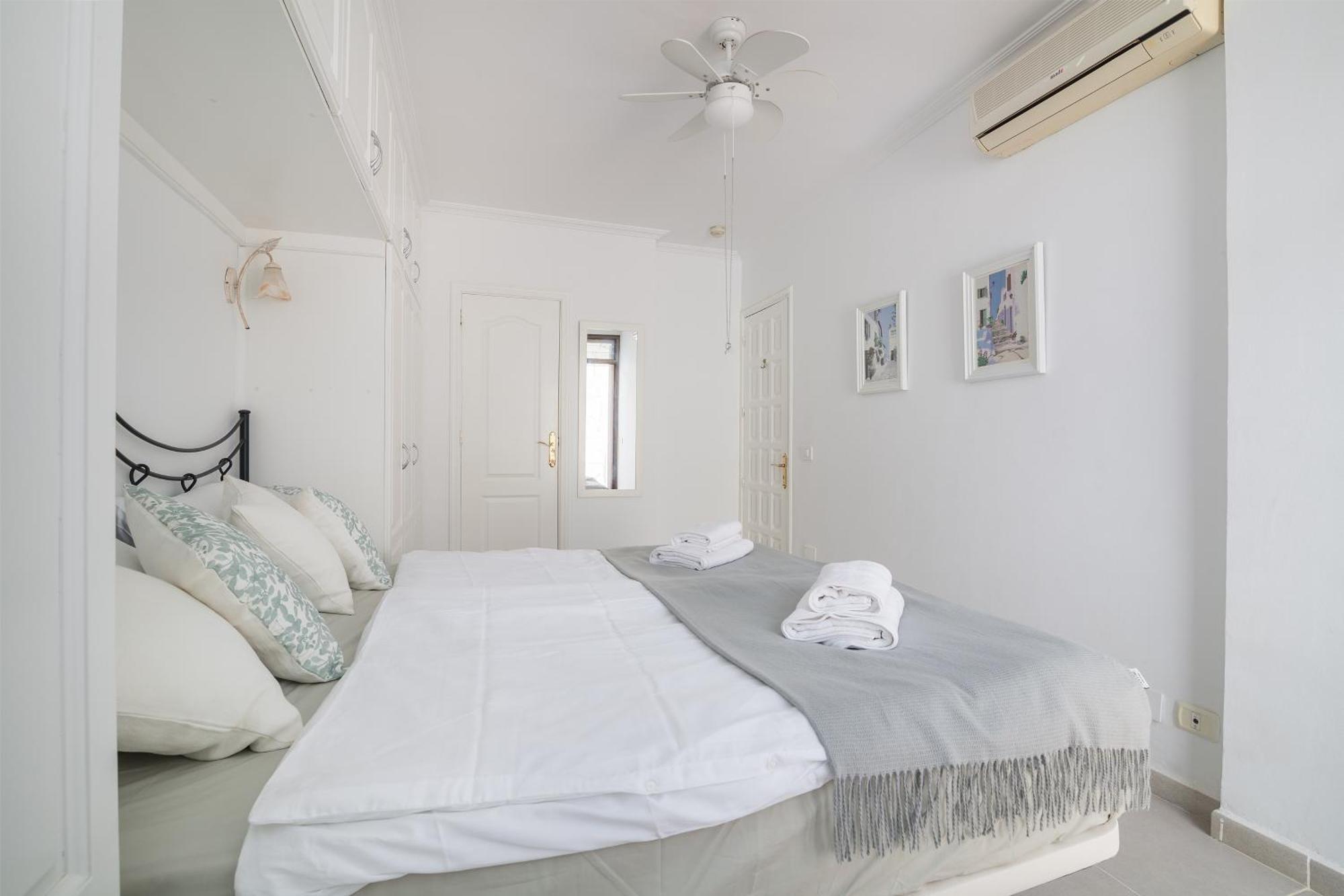 Apartment Caramello - Ac, Cliffs & Ocean View, Fibre Net, Garage, Tv Channels Acantilado de los Gigantes