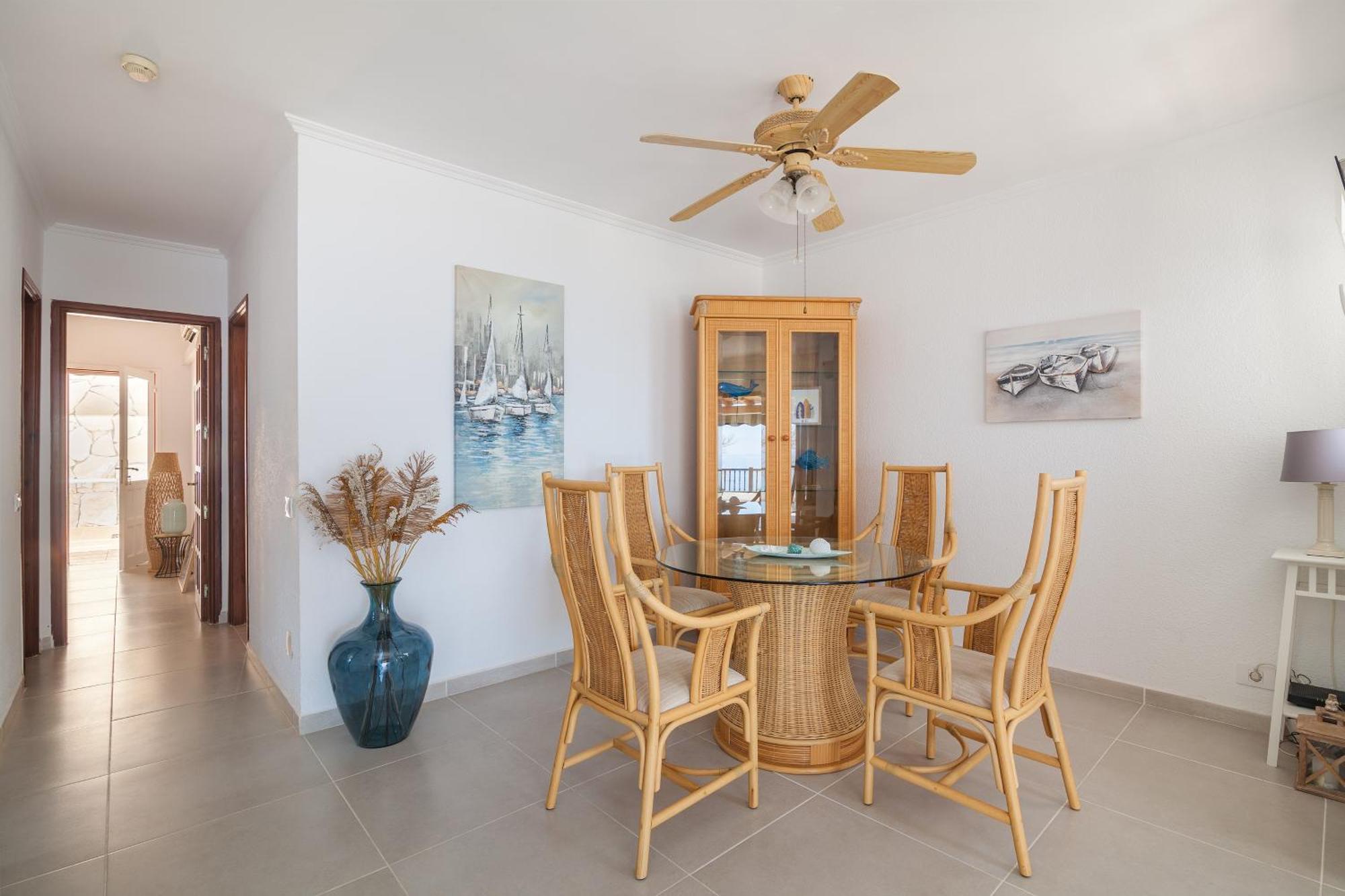 Caramello - Ac, Cliffs & Ocean View, Fibre Net, Garage, Tv Channels Apartment